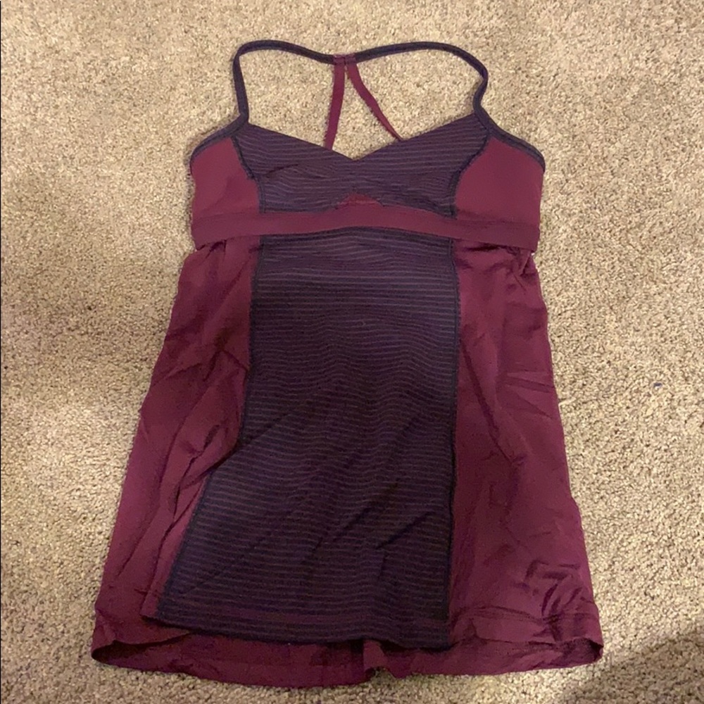 maroon lululemon tank top